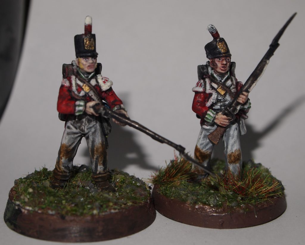 Miniatures of two Napoleonic British Line infantry soldiers